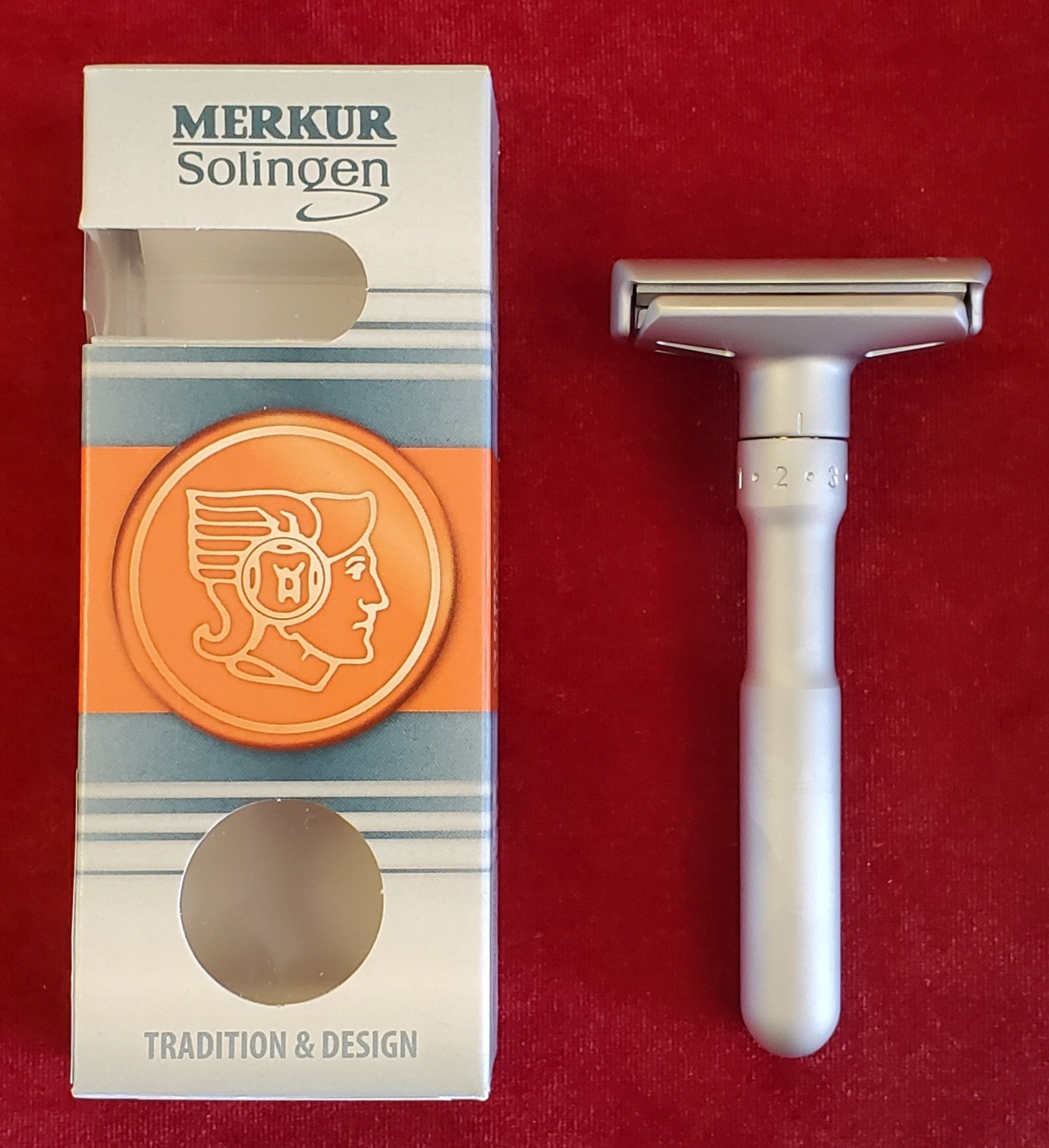 Merkur Futur Safety Razor Brushed Matte - Larry's Shaver Shoppe